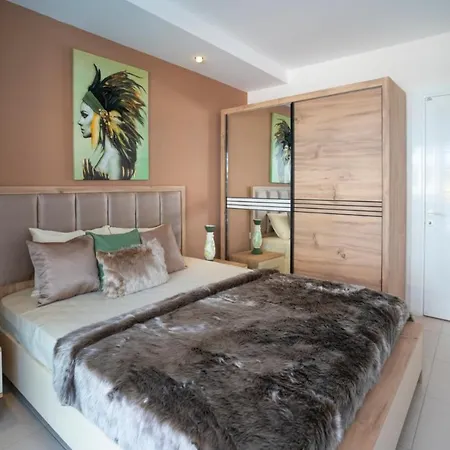 Lory Queen Apartment Alanya