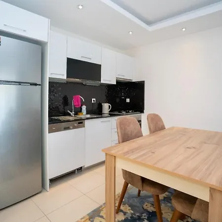 Lory Queen Apartment Alanya