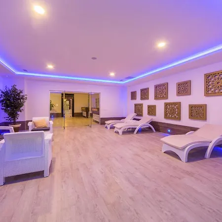 Lory Queen Apartment Alanya